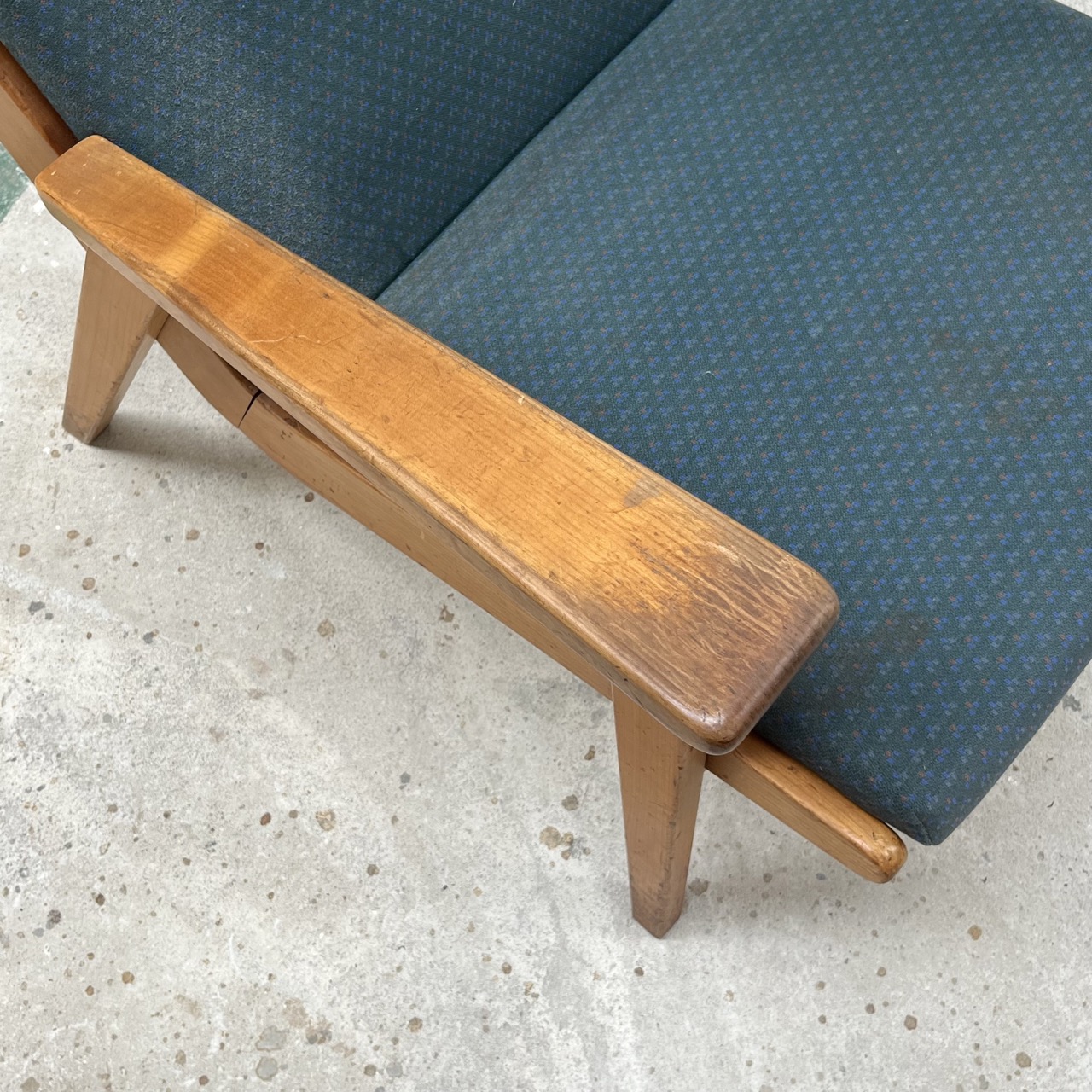 "1611" Lounge Chair "1611" Lounge Chair