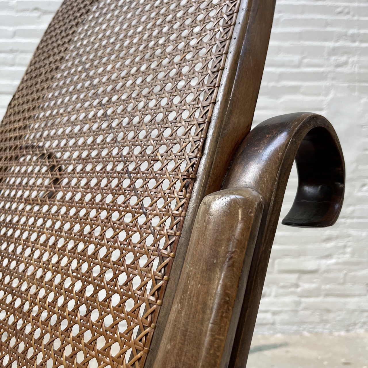 Vintage Rocking Chair 