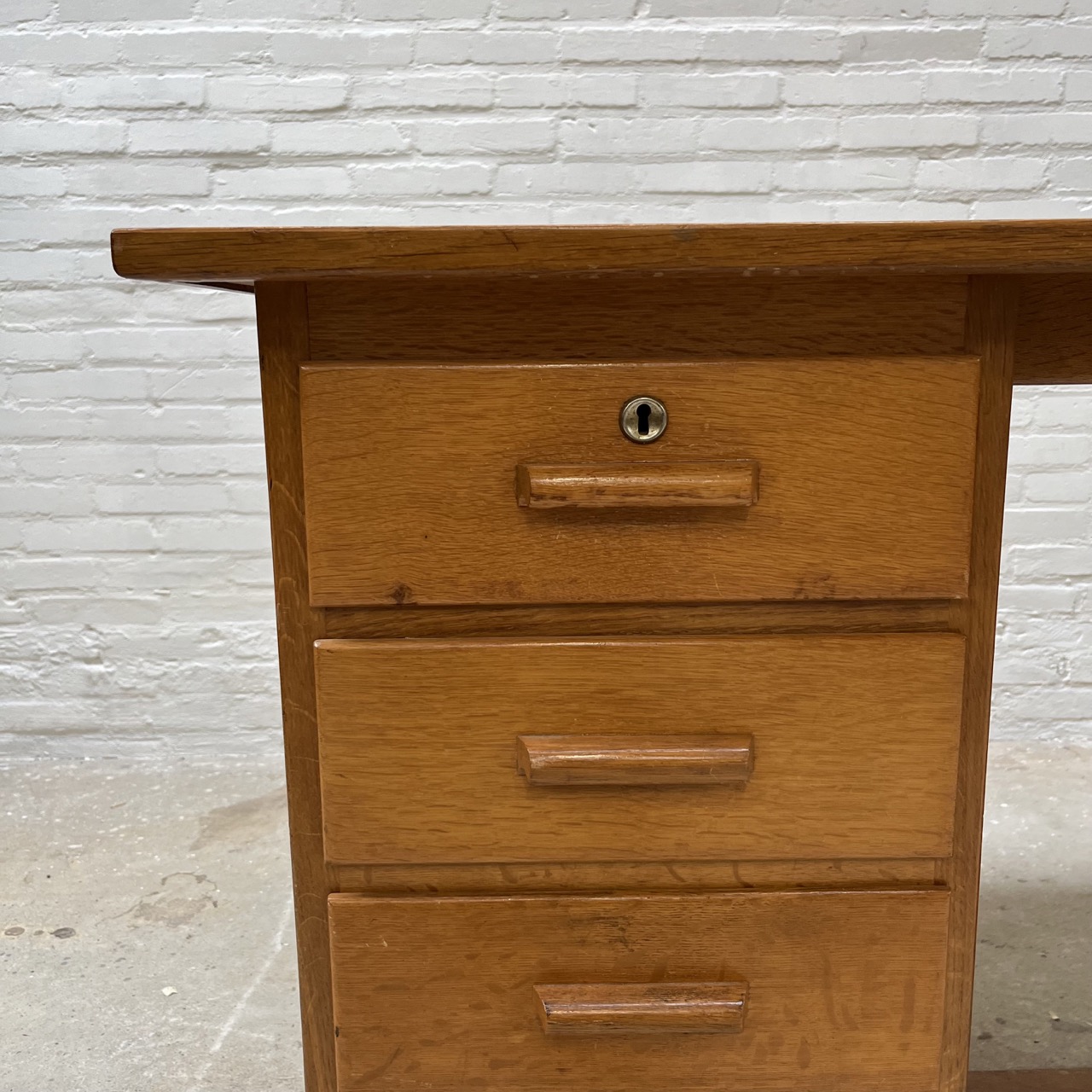 Vintage Desk Vintage Desk