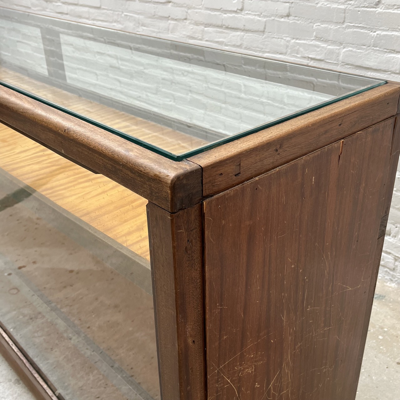 Vintage Counter 