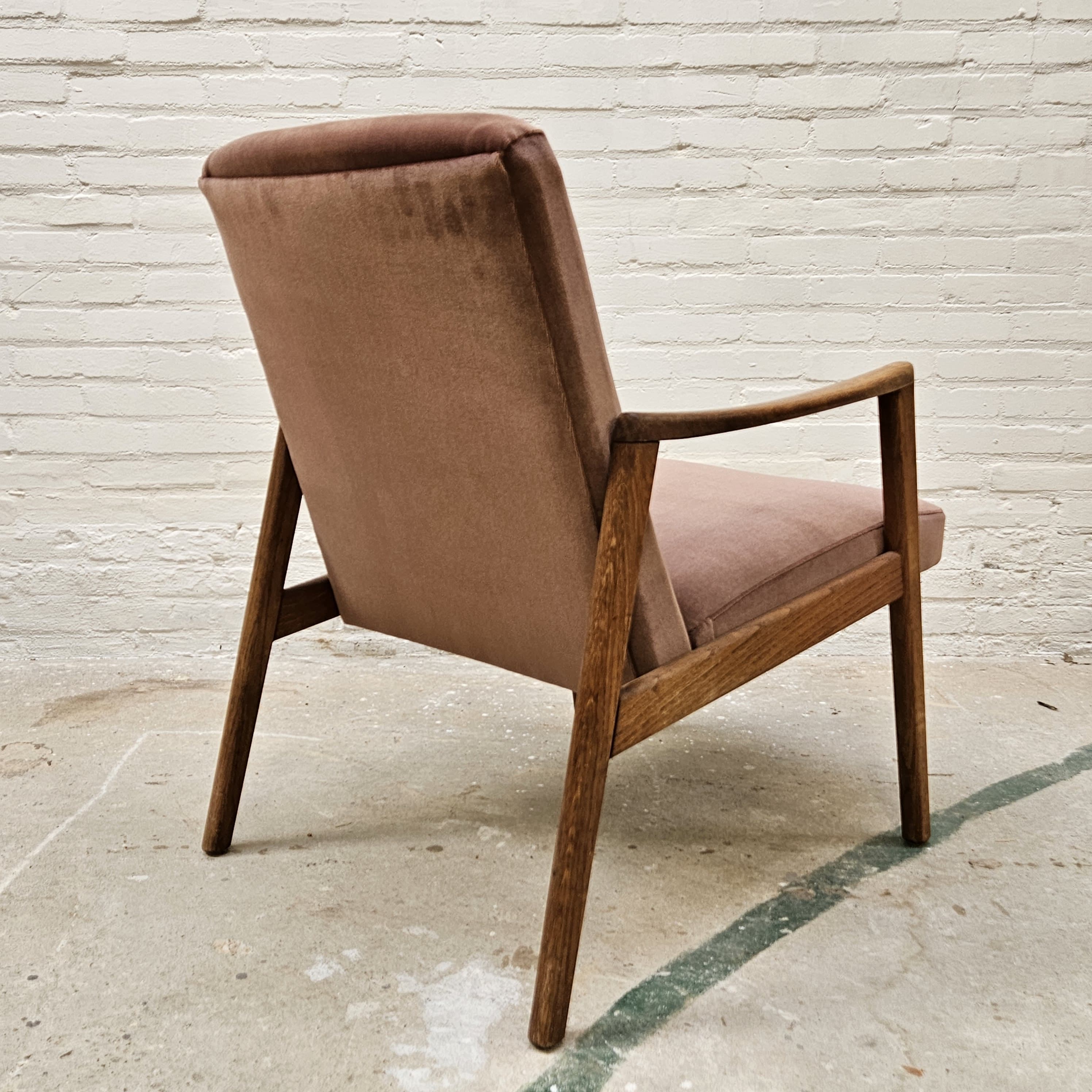 Vintage Easy Chair