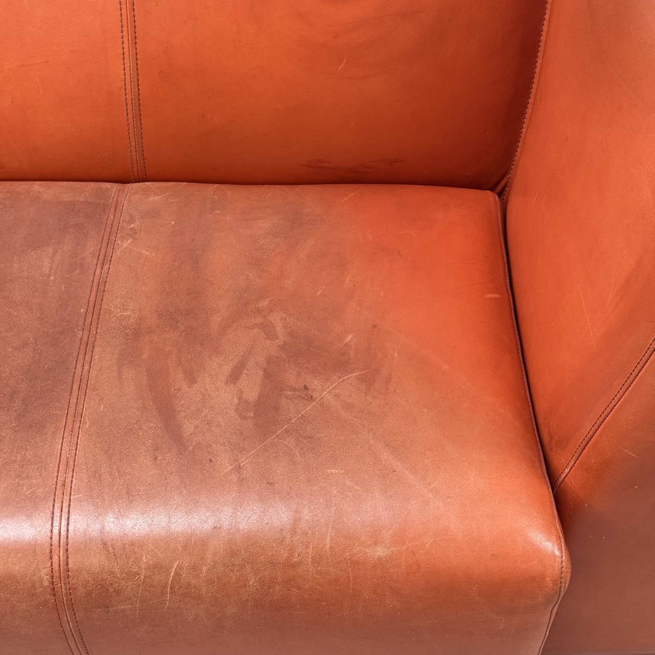 'Morris' Vintage Sofa 'Morris' Vintage Sofa