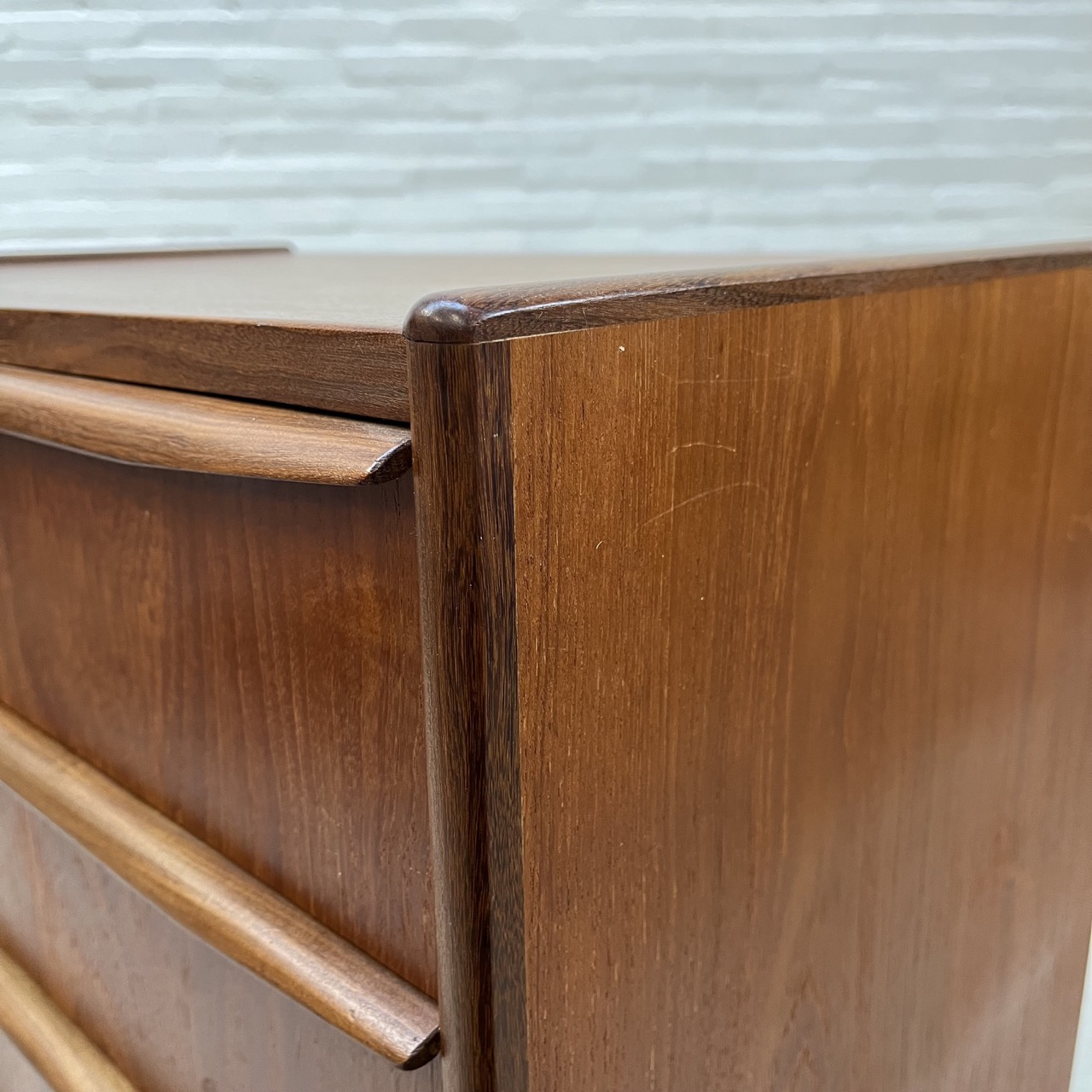 Vintage Chest Of Drawers