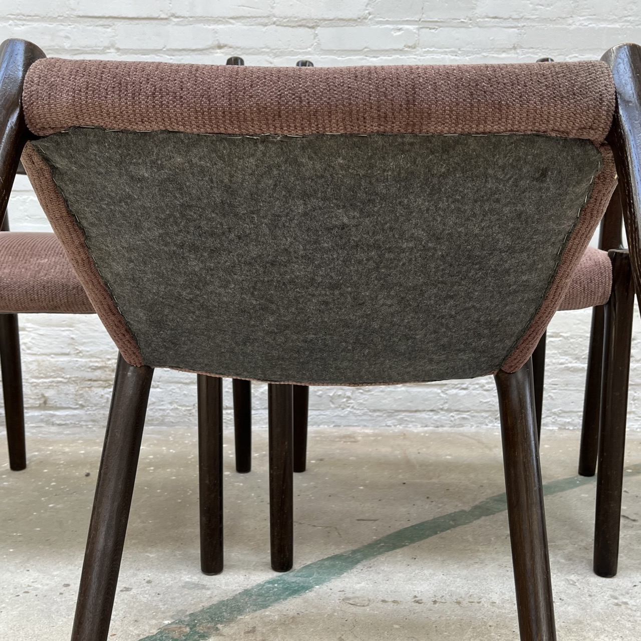 "Nr. 84" Dining Chairs "Nr. 84" Dining Chairs