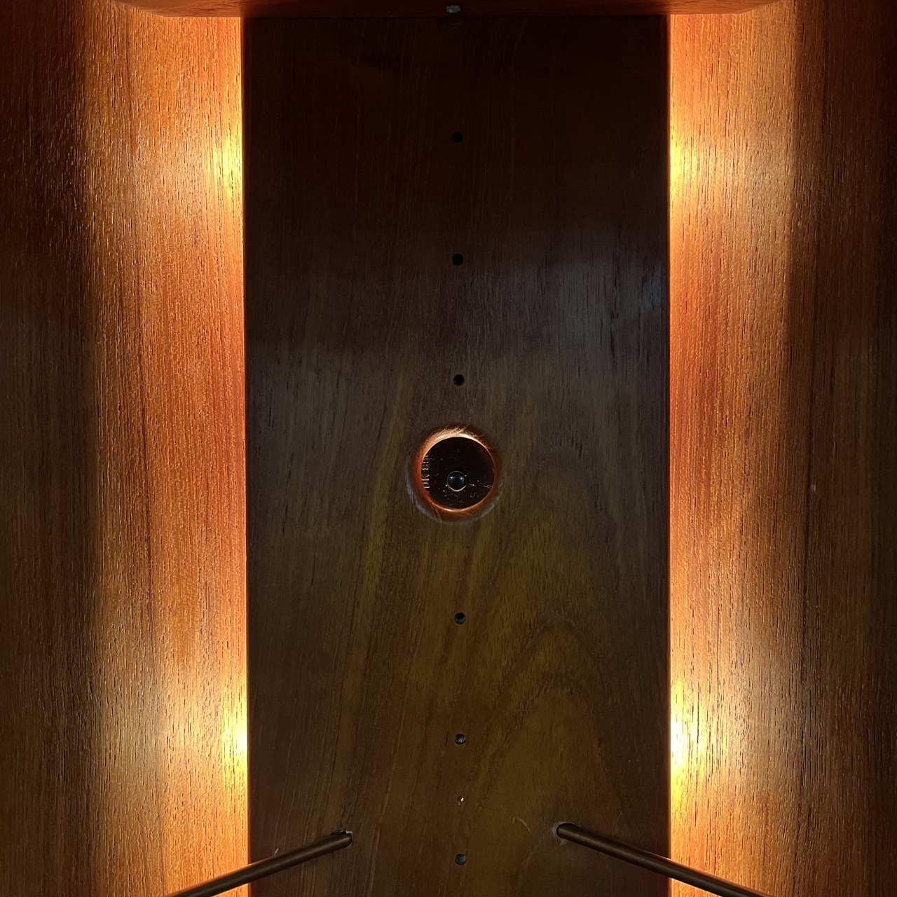 Vintage Corner Cabinet Dyrlund