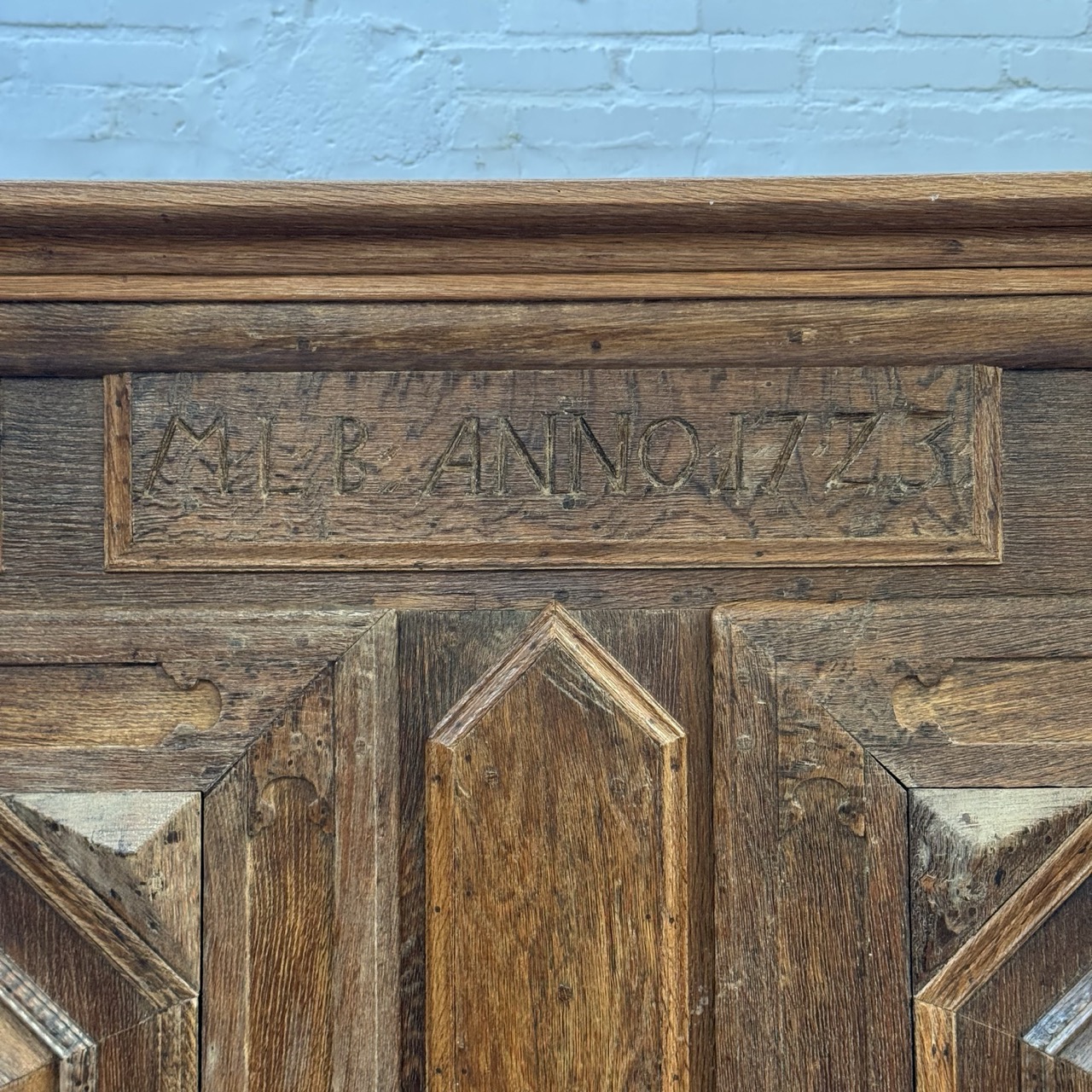 Antique Cabinet '1723'