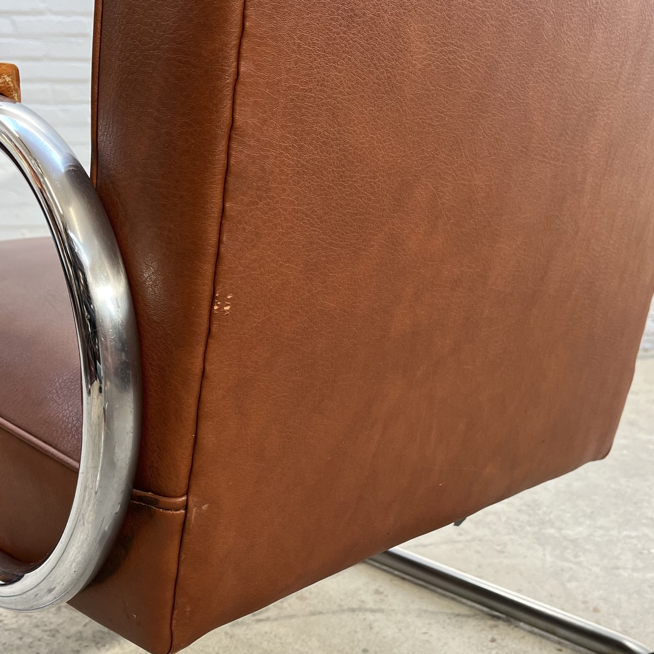 "Vilvoure" Vintage Easy Chair