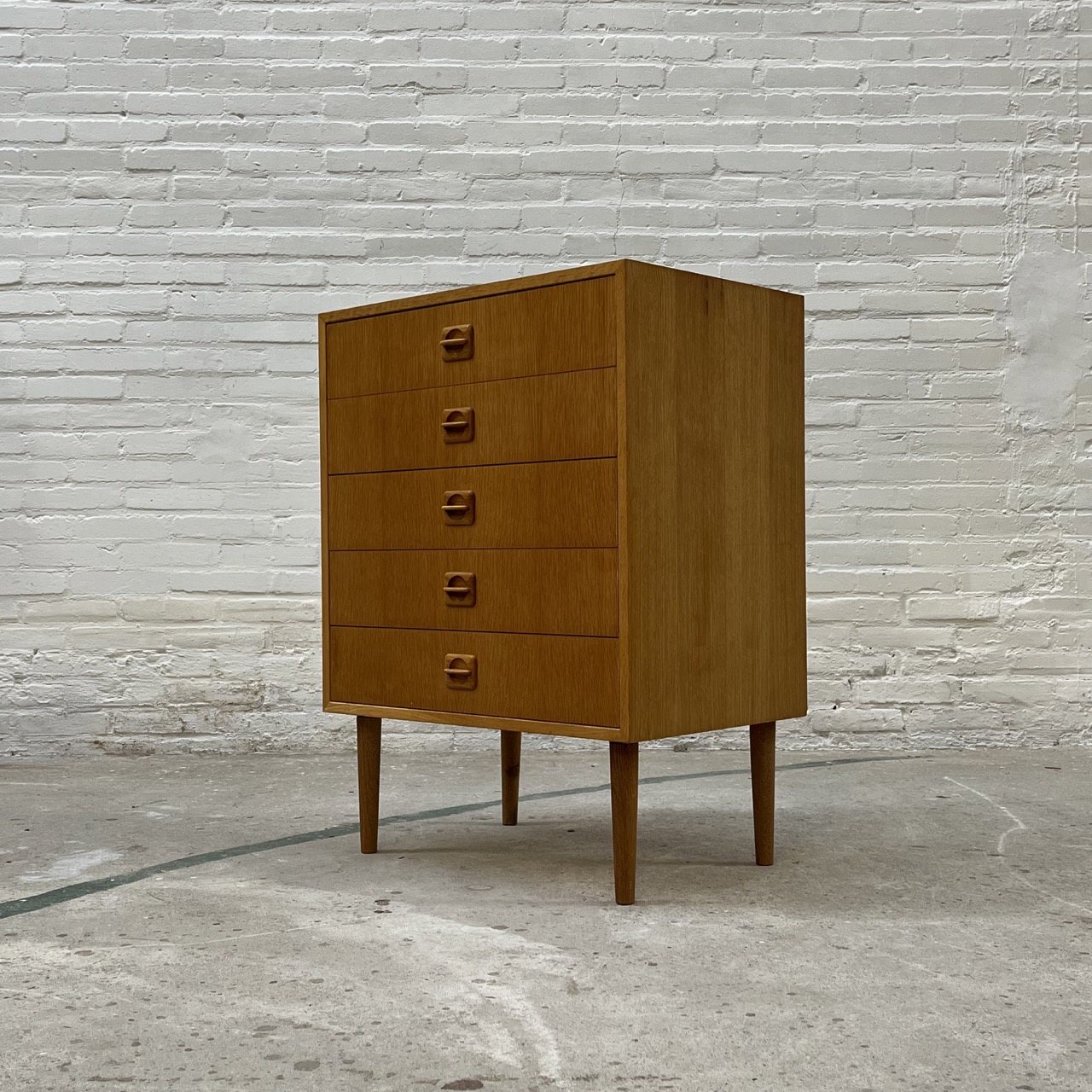 Vintage Chest Of Drawers 