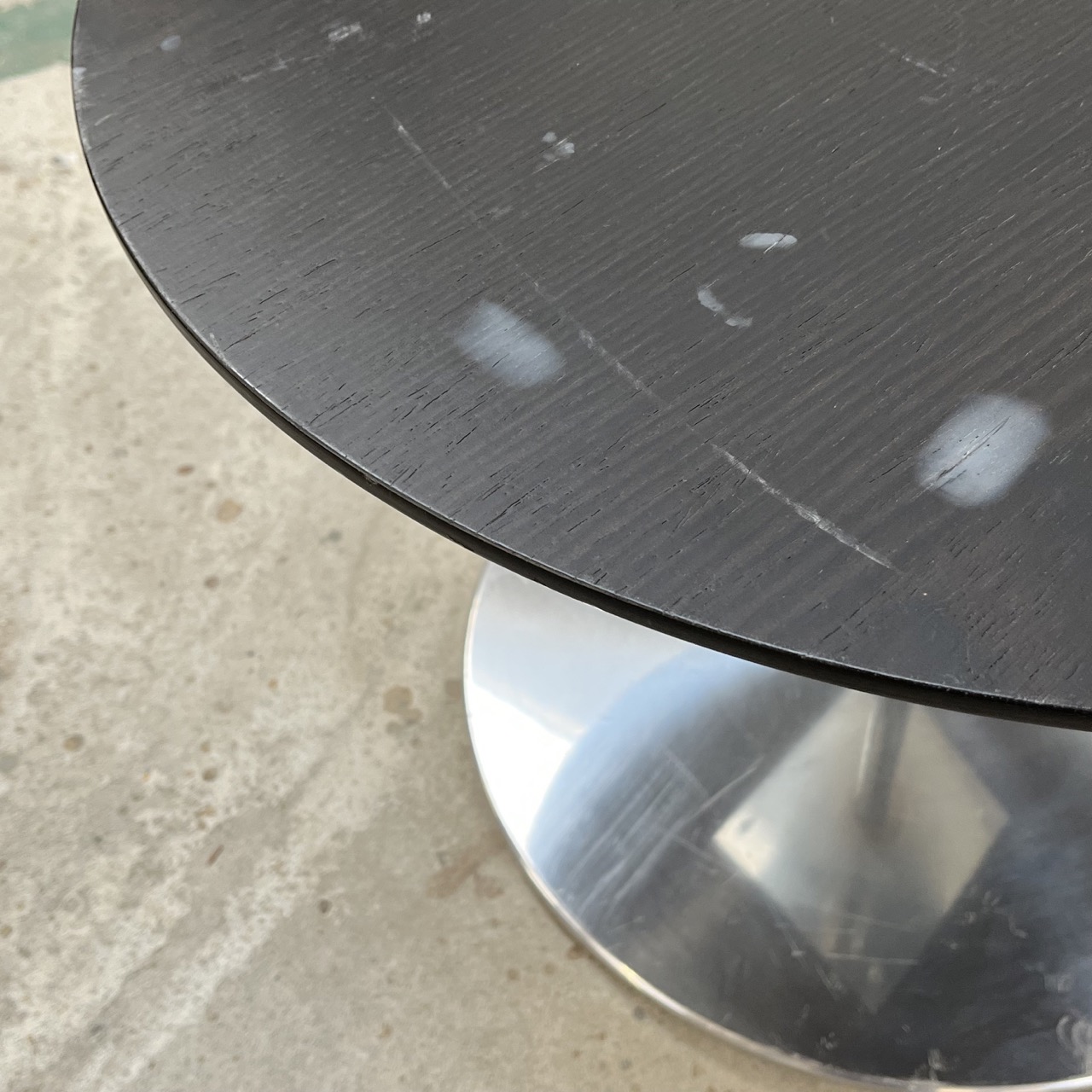 Contemporary Coffee Table "Circle"