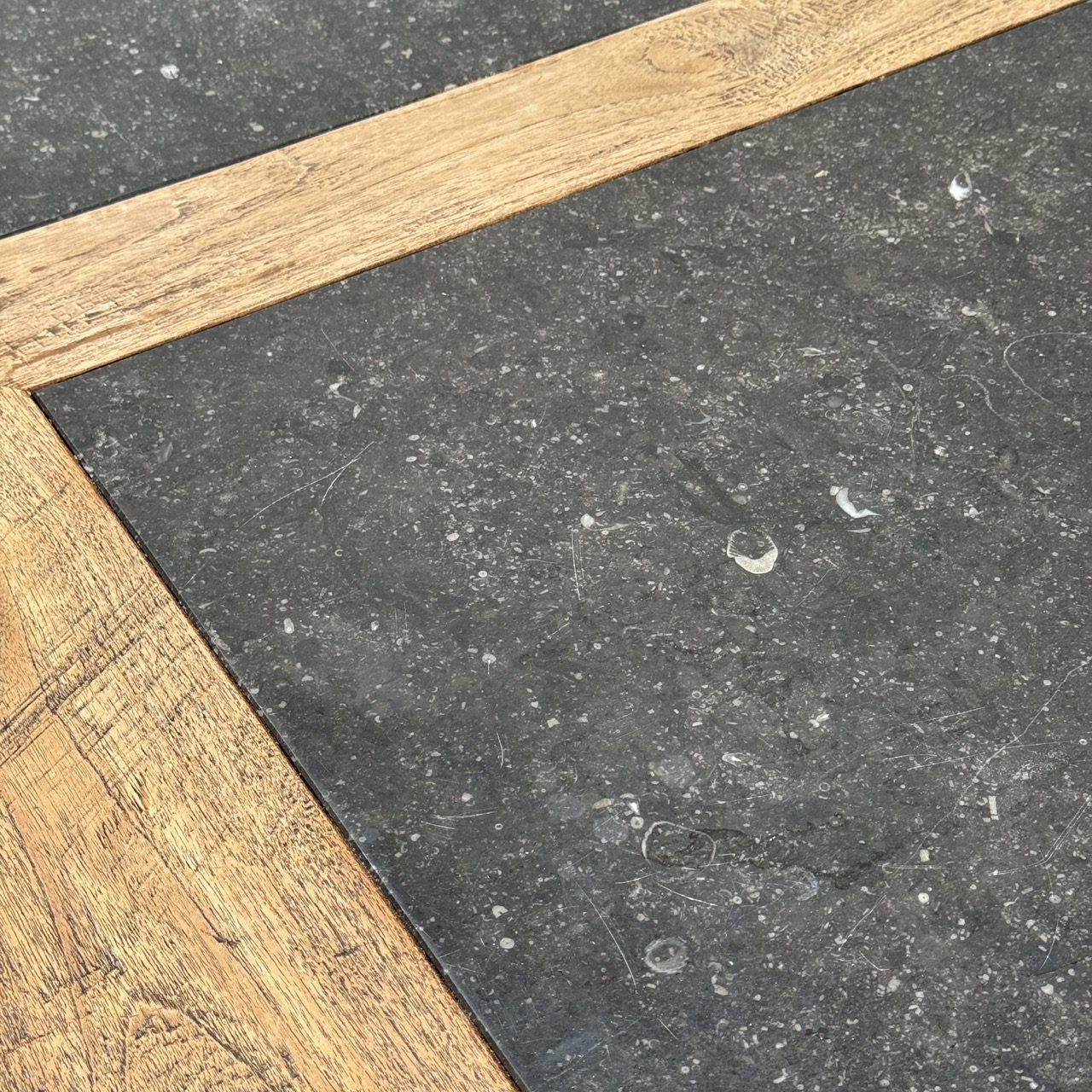 Dining Table "Stone" Dining Table "Stone"