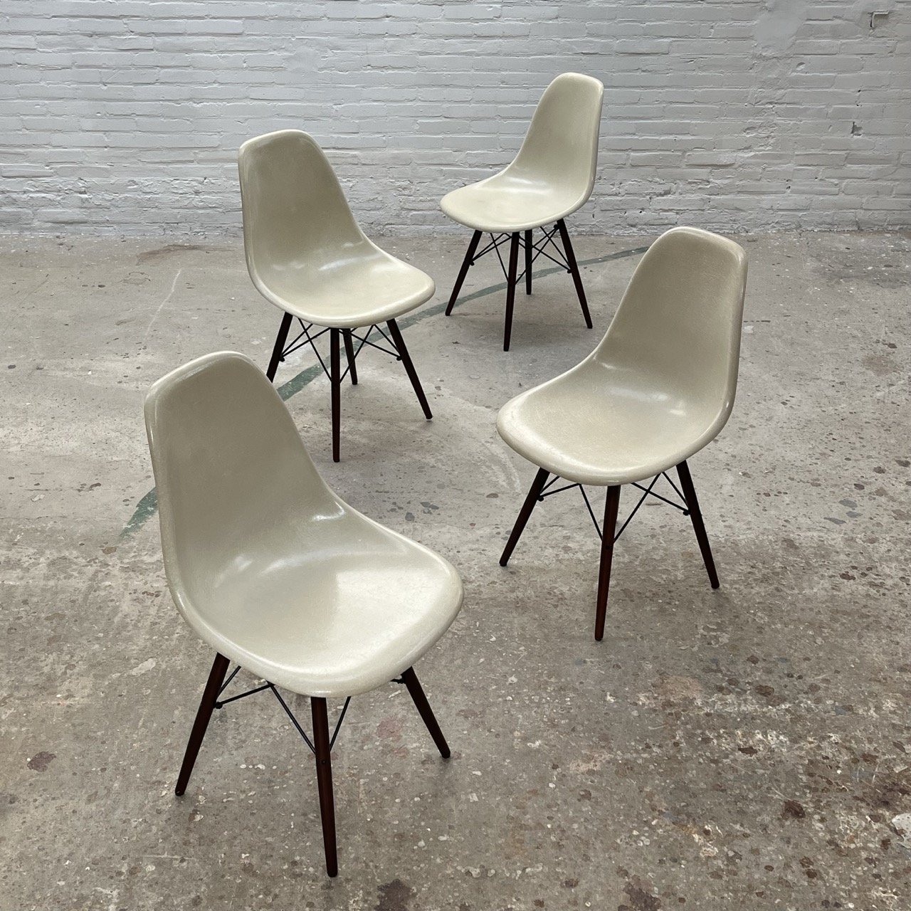 Vintage Chairs "DSW"