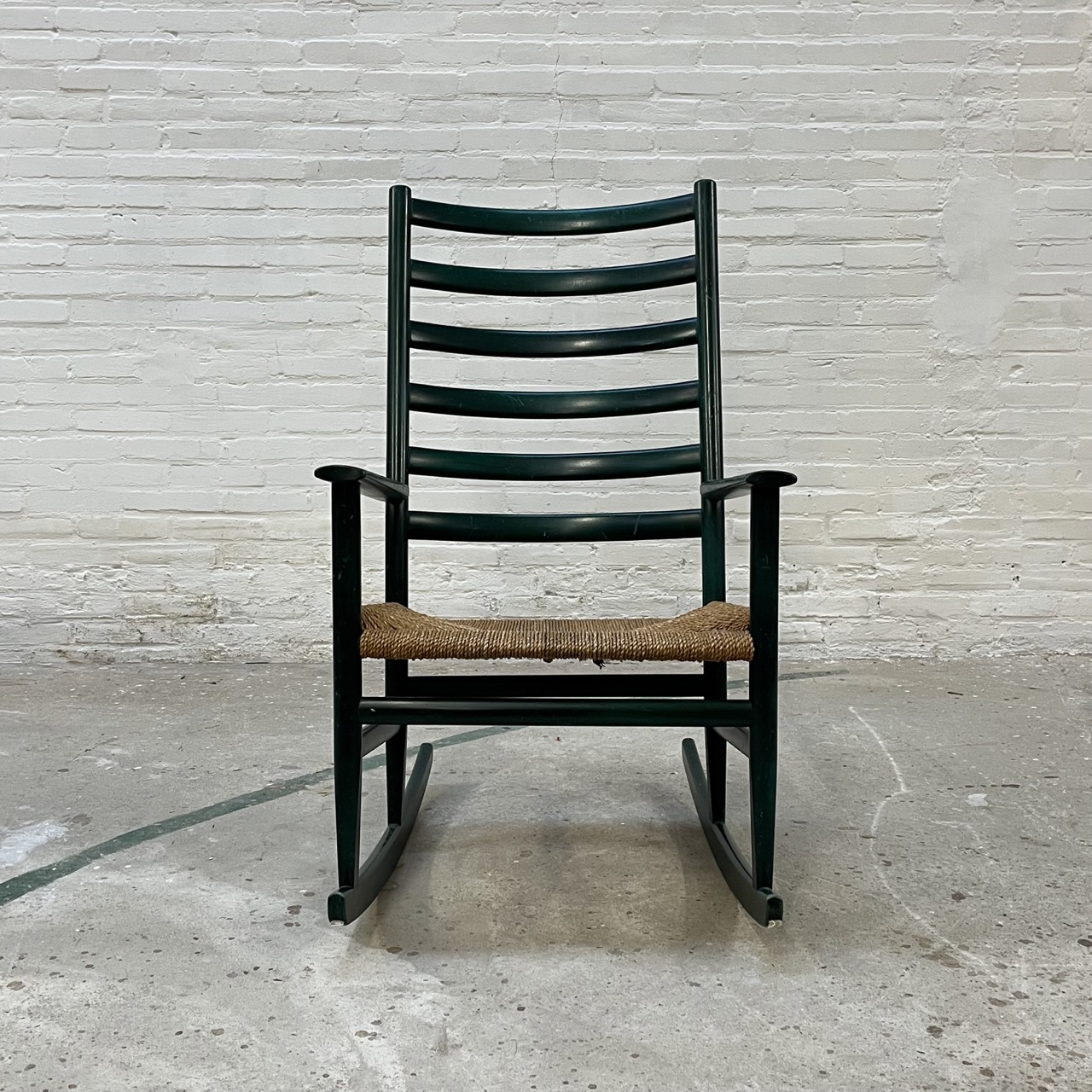 "358" Vintage Rocking Chair "358" Vintage Rocking Chair